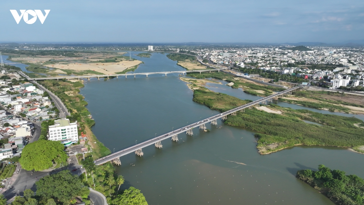 tra-khuc-02.jpg