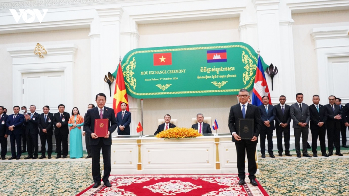 trao-van-kien-4.jpg