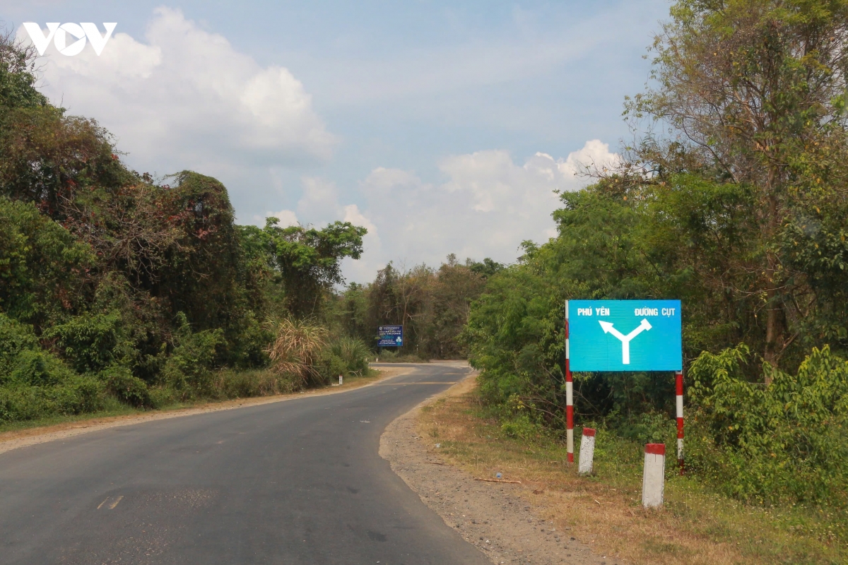 tuyen-duong-phu-yen-dak-lak-.jpg