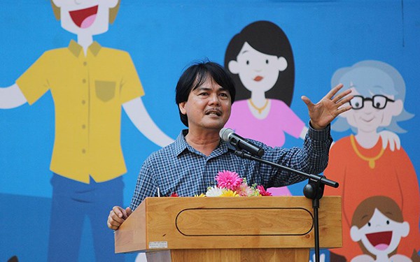 thay huynh thanh phu thay hieu truong soai ca hinh 1