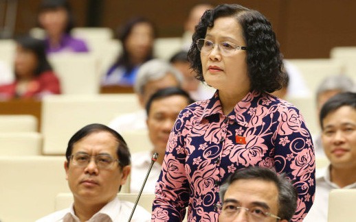 dbqh: "vu nhom co vai ba ho chieu ngoai giao, ho chieu cong vu" hinh 1