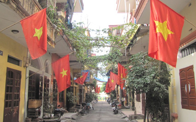 treo thang treo co don nam moi, nguoi dan ong nga xuong dat tu vong hinh 1