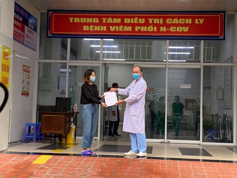  2 ca mac covid-19 tai bv so 2 quang ninh duoc cong bo khoi benh hinh 1