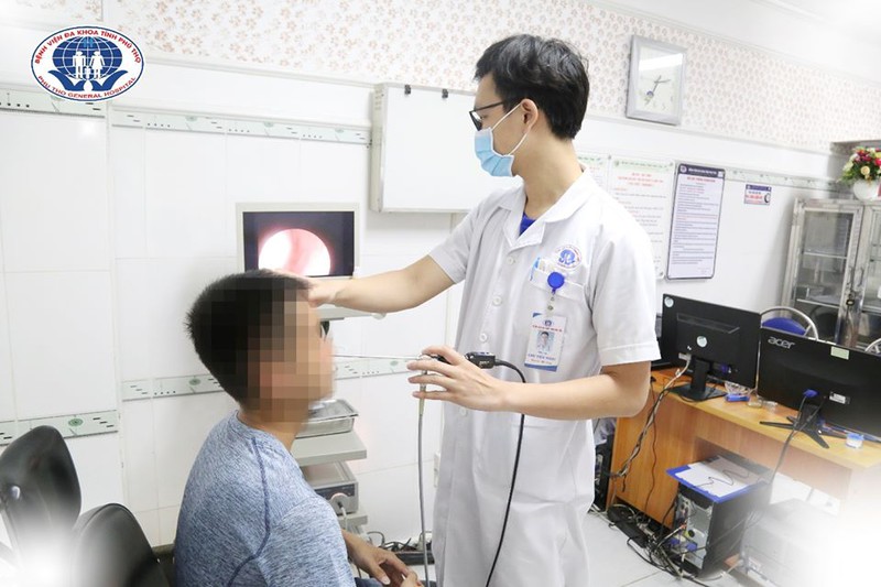 con vắt dài 6cm sống trong mũi người đàn ông hình 1 con vat dai 6cm song trong mui nguoi dan ong hinh 1
