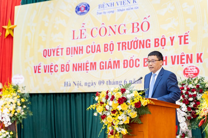 pgs.ts le van quang duoc bo nhiem lam giam doc benh vien k hinh 2