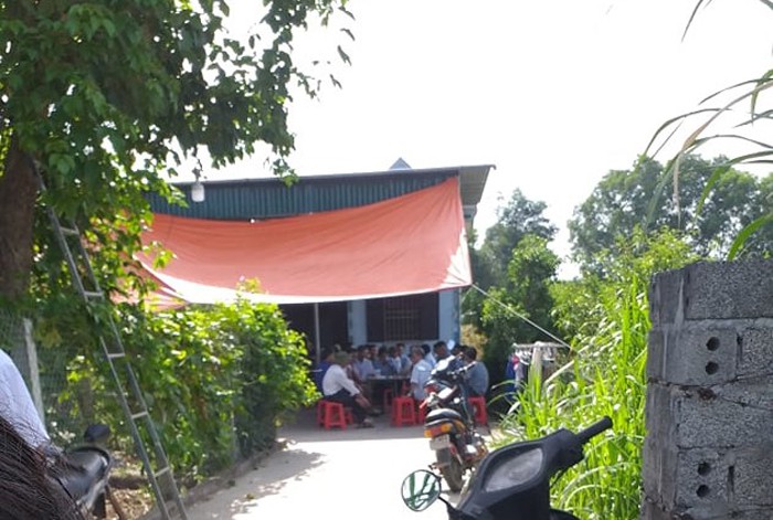 noi dau xe long cua nguoi than ve cai chet cua be trai 5 tuoi hinh 1