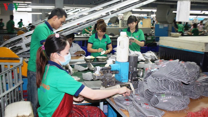 kien nghi khong thu thue tncn khoan tien dn ho tro nguoi lao dong hinh 1