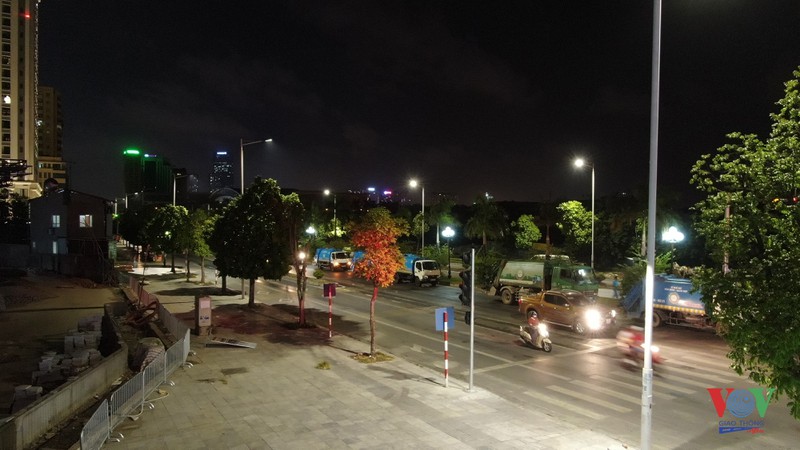 nguoi dan tiep tuc chan xe, rac noi thanh se di dau?  hinh 10
