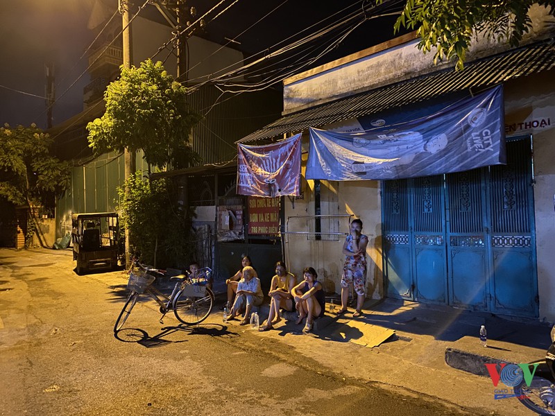 nguoi dan tiep tuc chan xe, rac noi thanh se di dau?  hinh 3