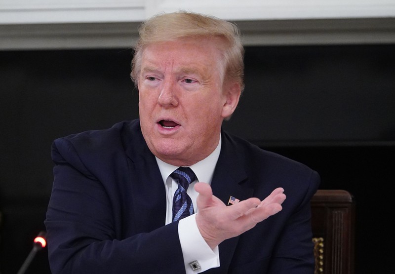 tong thong trump nhan trach nhiem ve dich covid-19 hinh 1