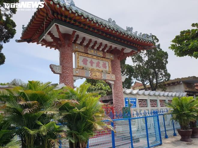 anh: pho co hoi an vang hoe truoc "gio g" thuc hien cach ly xa hoi hinh 6