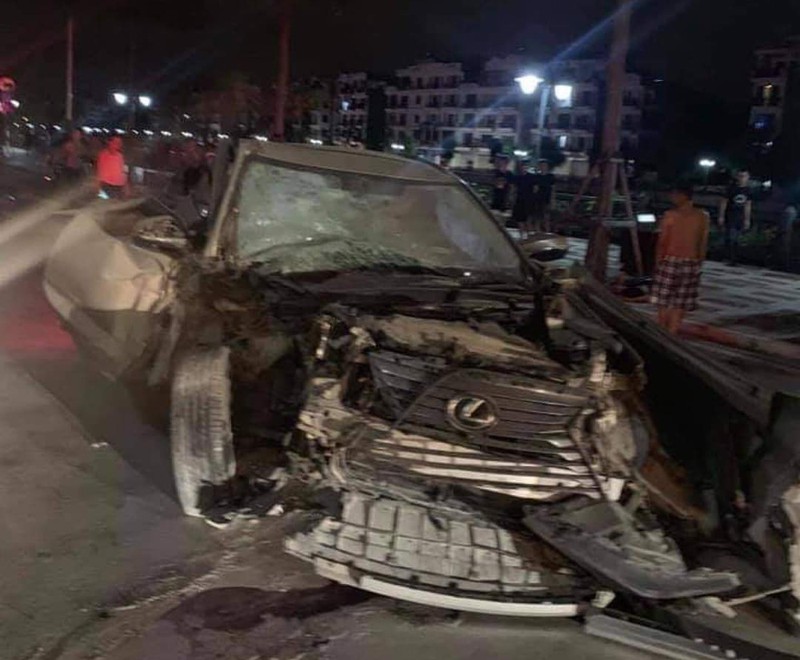 xe lexus gay tai nan lien hoan khien 1 nguoi tu vong hinh 2