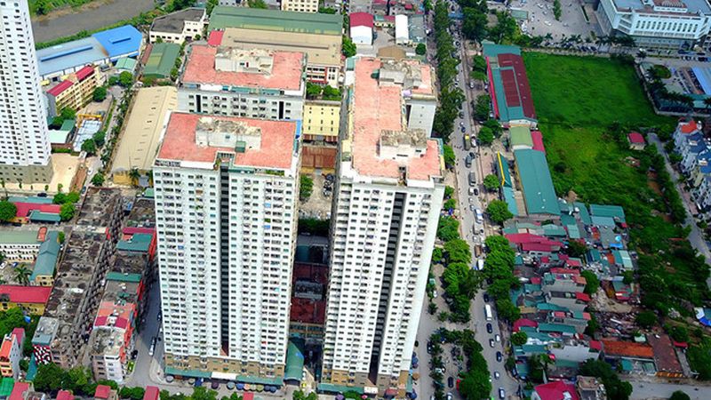 nong 24h: 3 can bo ha noi bi khoi to lien quan gi den ong le thanh than? hinh 3