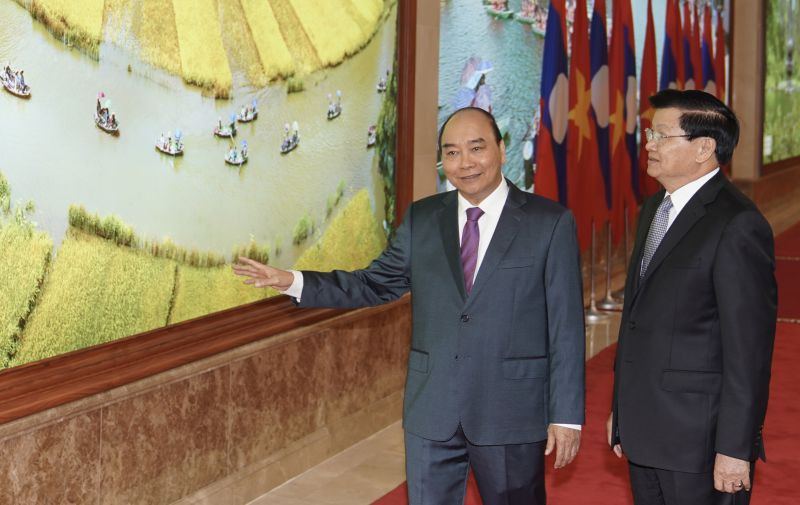 viet nam-lao thao luan chien luoc hop tac 10 nam toi hinh 1