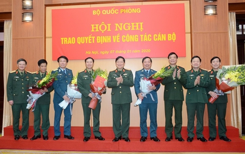 trao quyet dinh bo nhiem thu truong bo quoc phong  hinh 4