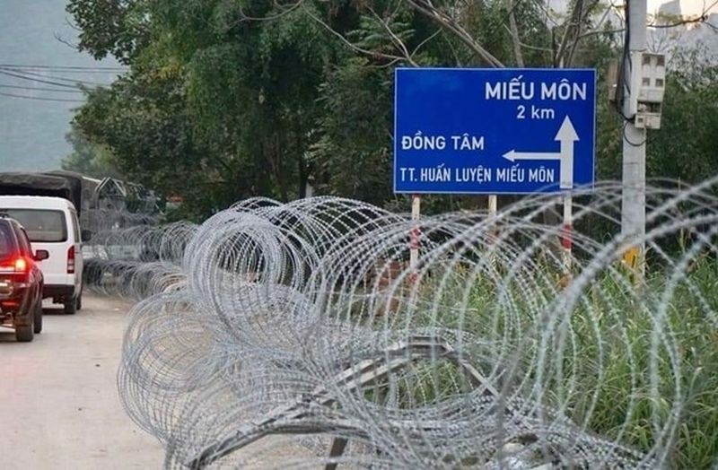 nong 24h: vi sao phan van anh vu "xin tha" 14 cuu quan chuc da nang? hinh 4