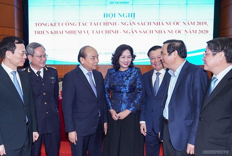 "tai chinh phai su dung tien hieu qua hon va lam tien de ra tien" hinh 2