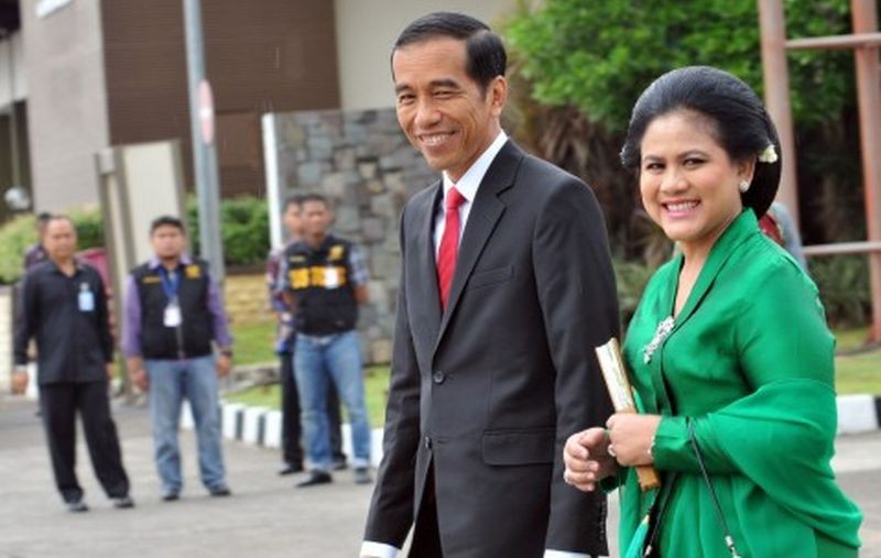 tong thong va de nhat phu nhan indonesia am tinh voi sars-cov-2 hinh 1