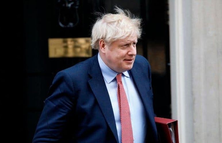 hanh trinh chong choi covid-19 ky la cua thu tuong anh boris johnson hinh 1