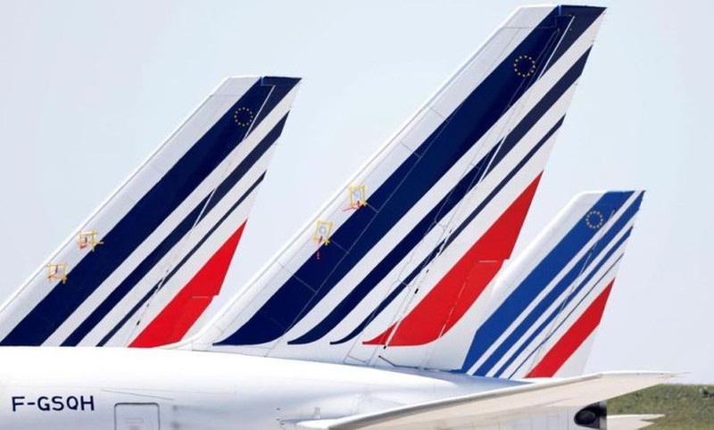 phap chi 12 ty euro giai cuu air france va renault hinh 1