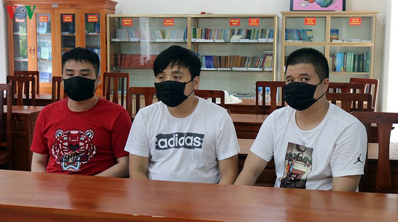 nóng 24h: đối tượng dụ dỗ nam sinh ở hà nội thường đi air blade đỏ hình 7 nong 24h: doi tuong du do nam sinh o ha noi thuong di air blade do hinh 7