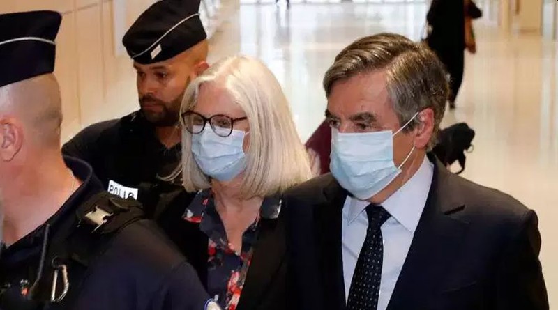 cuu thu tuong phap francois fillon bi ket an 5 nam tu hinh 1