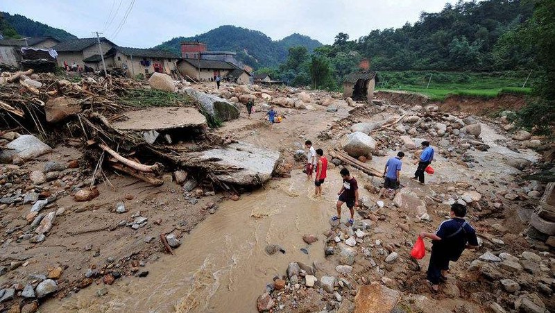 28 ngay lien tiep trung quoc ra canh bao mua lon hinh 1