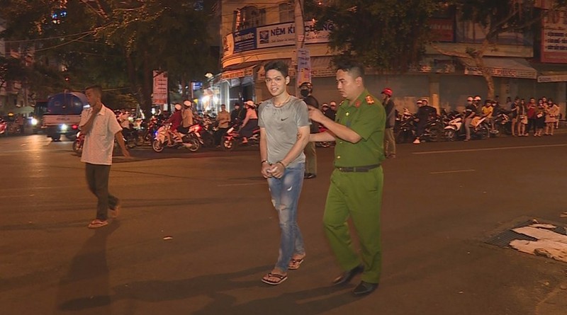 nong 24h: loi khai cua ke dam nguoi trong thuong roi bo tron hinh 2