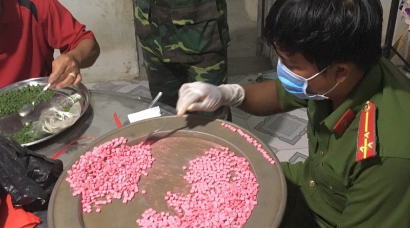nong 24h: hanh trinh lan tron cua 2 ke no sung cuop ngan hang o ha noi hinh 4
