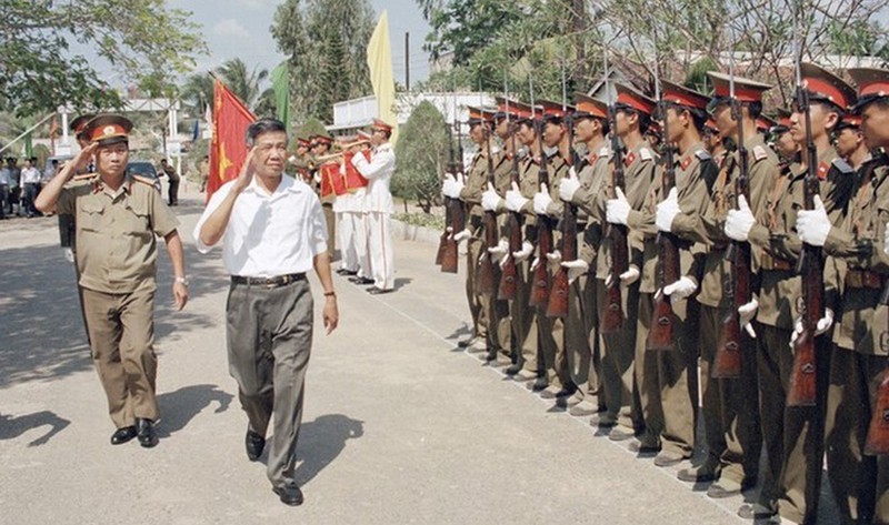 nguoi dat nen mong xay dung, chinh don dang thoi ky doi moi, hoi nhap hinh 2