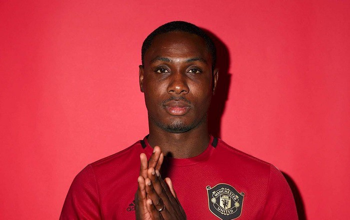 tan binh ighalo va nhung cau thu chau phi tung khoac ao mu  hinh 7