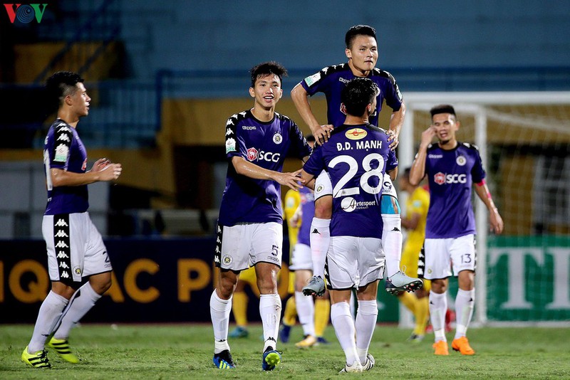 v-league 2020 bi hoan vi dich corona trong cai rui co cai may? hinh 2