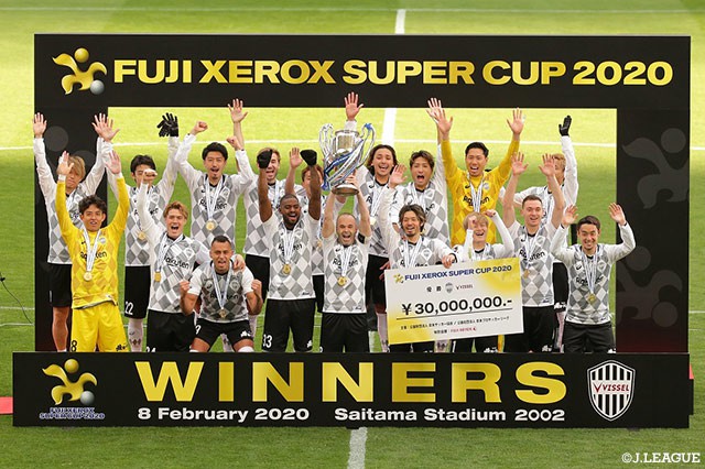 tuyen thu thai lan that bai truoc iniesta o sieu cup nhat ban  hinh 2