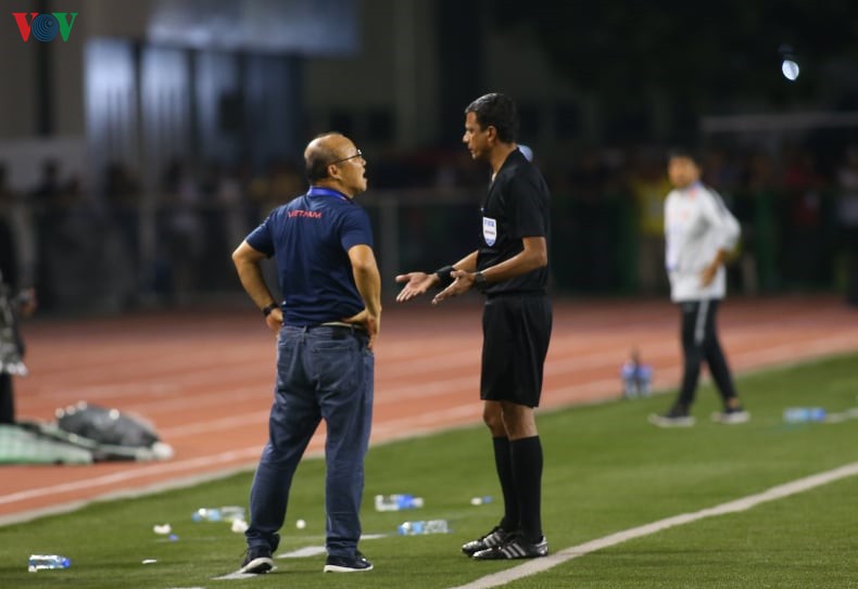hlv park hang seo bi afc cam chi dao 4 tran  hinh 1