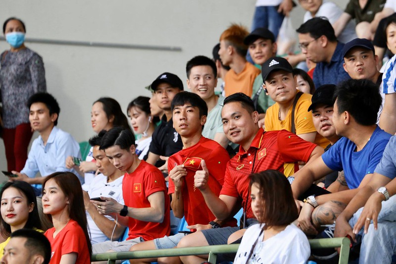 truc tiep afc cup 2020: hougang united 0-1 clb tphcm, cong phuong ghi ban (18h30 ngay 25/2) hinh 1