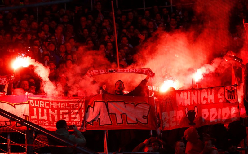 bayern munich tao nen tran dau ky la tai bundesliga  hinh 2