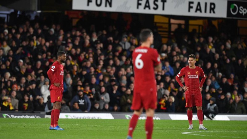 liverpool thua watford, ky luc bat bai cua arsenal van ton tai  hinh 1