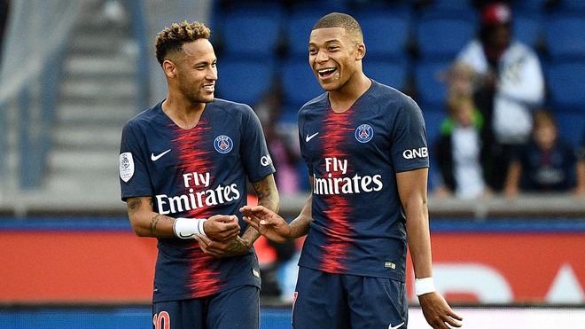 tran dau cua psg bi hoan vi covid-19  hinh 1