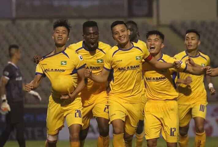 truc tiep vong 2 v-league 2020: slna 0-0 binh duong, nam dinh vs ha tinh: van duc dau tien linh hinh 1