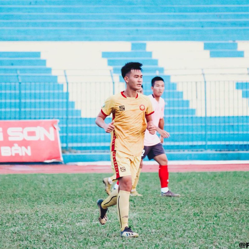 10 cau thu tre nhat du v-league 2020: binh duong "qua mat" hagl hinh 7