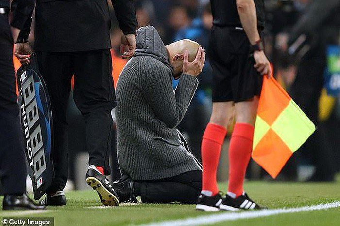 ngay nay nam xua: var "dua" tottenham vao ban ket champions league  hinh 1