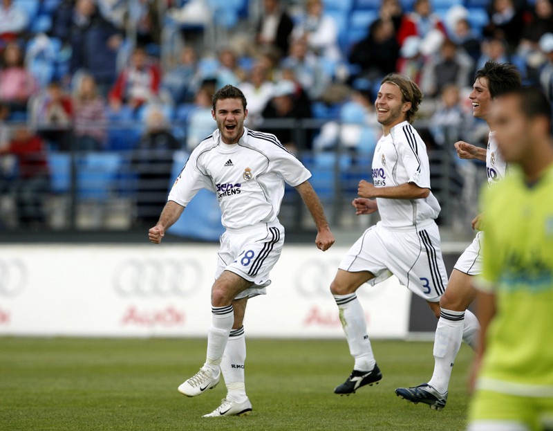 nhung cau thu co the ban "quen" da tung khoac ao real madrid hinh 5