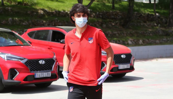 chum anh: messi va dan sao la liga duoc xet nghiem covid-19 khi tro lai san tap hinh 10