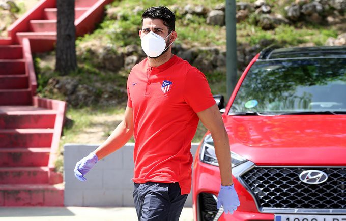 chum anh: messi va dan sao la liga duoc xet nghiem covid-19 khi tro lai san tap hinh 12