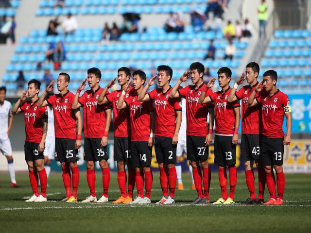 doi bong cu cua hlv park hang seo xuong hang khi k-league chua bat dau hinh 1