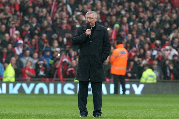 ngay nay nam xua: sir alex tuyen bo chia tay mu, gia tu su nghiep huan luyen hinh 1