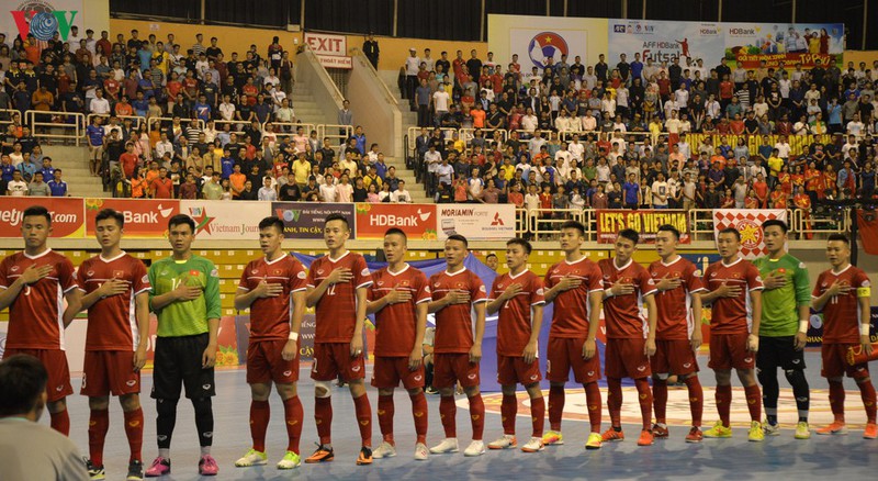 fifa hoan hang loat giai dau quan trong vi covid-19  hinh 1