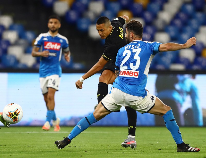 tuong thuat napoli 1-1 inter milan ban ket luot ve coppa italia ngay 14/6  hinh 1
