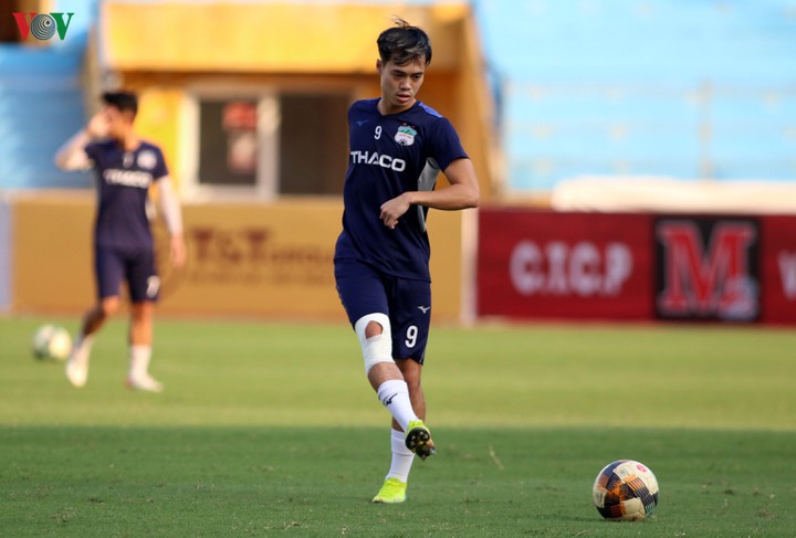 van toan thua nhan hagl thieu on dinh o v-league  hinh 1