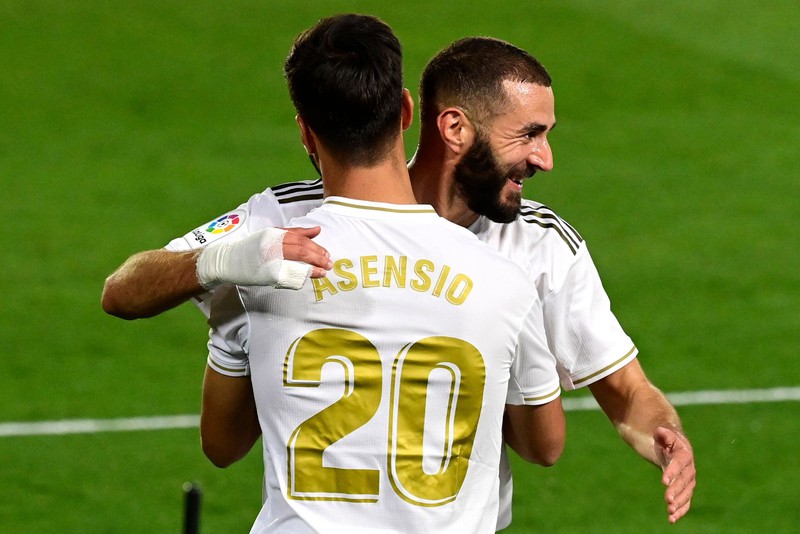 ket qua real 3-0 valencia vong 29 la liga hinh 1